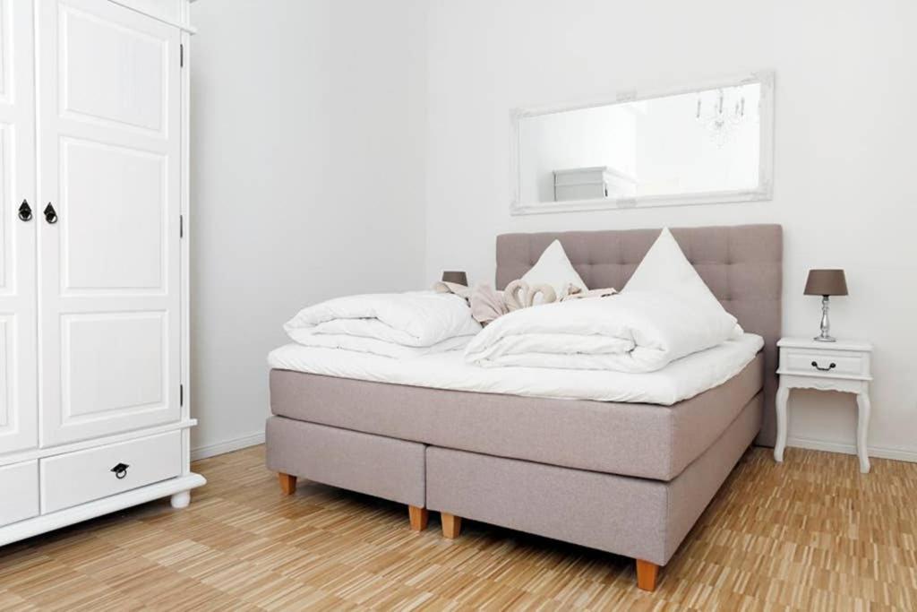 Sc 06 By Rockchair Apartments L Superhost Status L 4 Bedrooms Boxspringbeds 2 Bathrooms Balcony Elevator - Cozy Family & Business Flair Welcomes You! Берлин Экстерьер фото