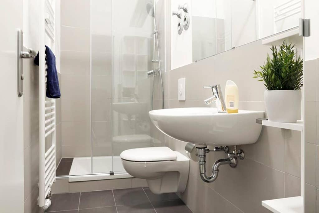 Sc 06 By Rockchair Apartments L Superhost Status L 4 Bedrooms Boxspringbeds 2 Bathrooms Balcony Elevator - Cozy Family & Business Flair Welcomes You! Берлин Экстерьер фото