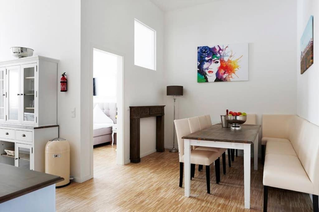 Sc 06 By Rockchair Apartments L Superhost Status L 4 Bedrooms Boxspringbeds 2 Bathrooms Balcony Elevator - Cozy Family & Business Flair Welcomes You! Берлин Экстерьер фото