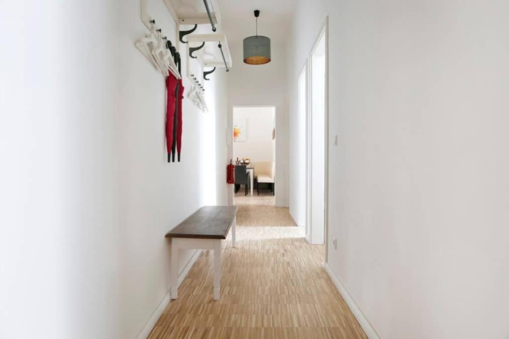 Sc 06 By Rockchair Apartments L Superhost Status L 4 Bedrooms Boxspringbeds 2 Bathrooms Balcony Elevator - Cozy Family & Business Flair Welcomes You! Берлин Экстерьер фото