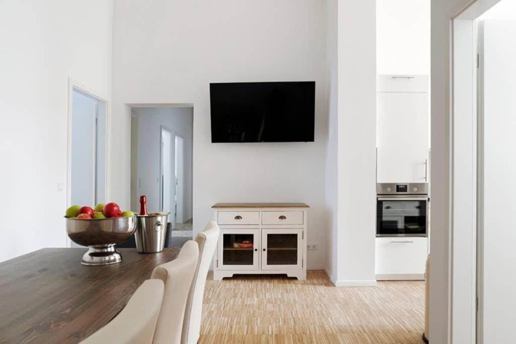 Sc 06 By Rockchair Apartments L Superhost Status L 4 Bedrooms Boxspringbeds 2 Bathrooms Balcony Elevator - Cozy Family & Business Flair Welcomes You! Берлин Экстерьер фото